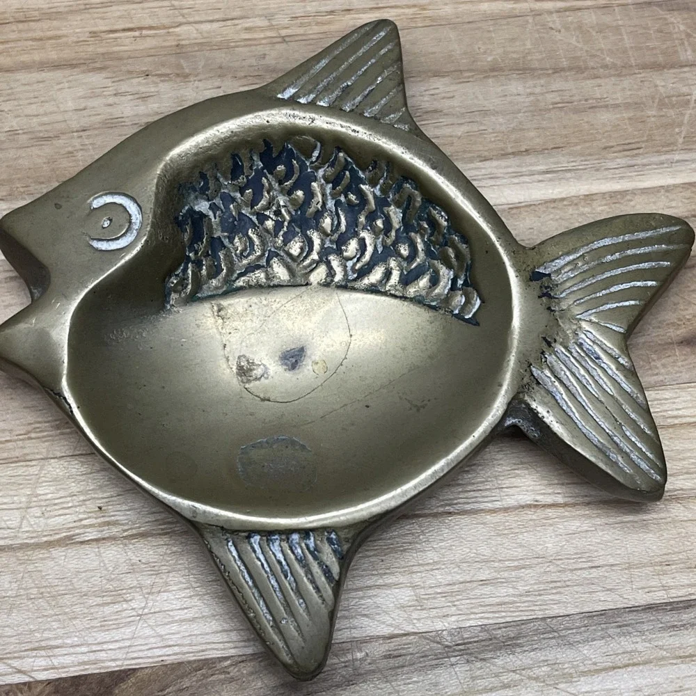 VTG BRASS Fish Ashtray Dish Trinket‎ Tray Cabin Lakehouse Beach MCM 3.25